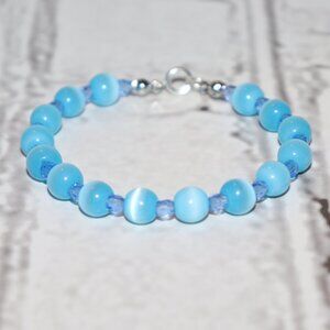 Beautiful blue cats eye and crystal beaded bracelet 7" NWOT